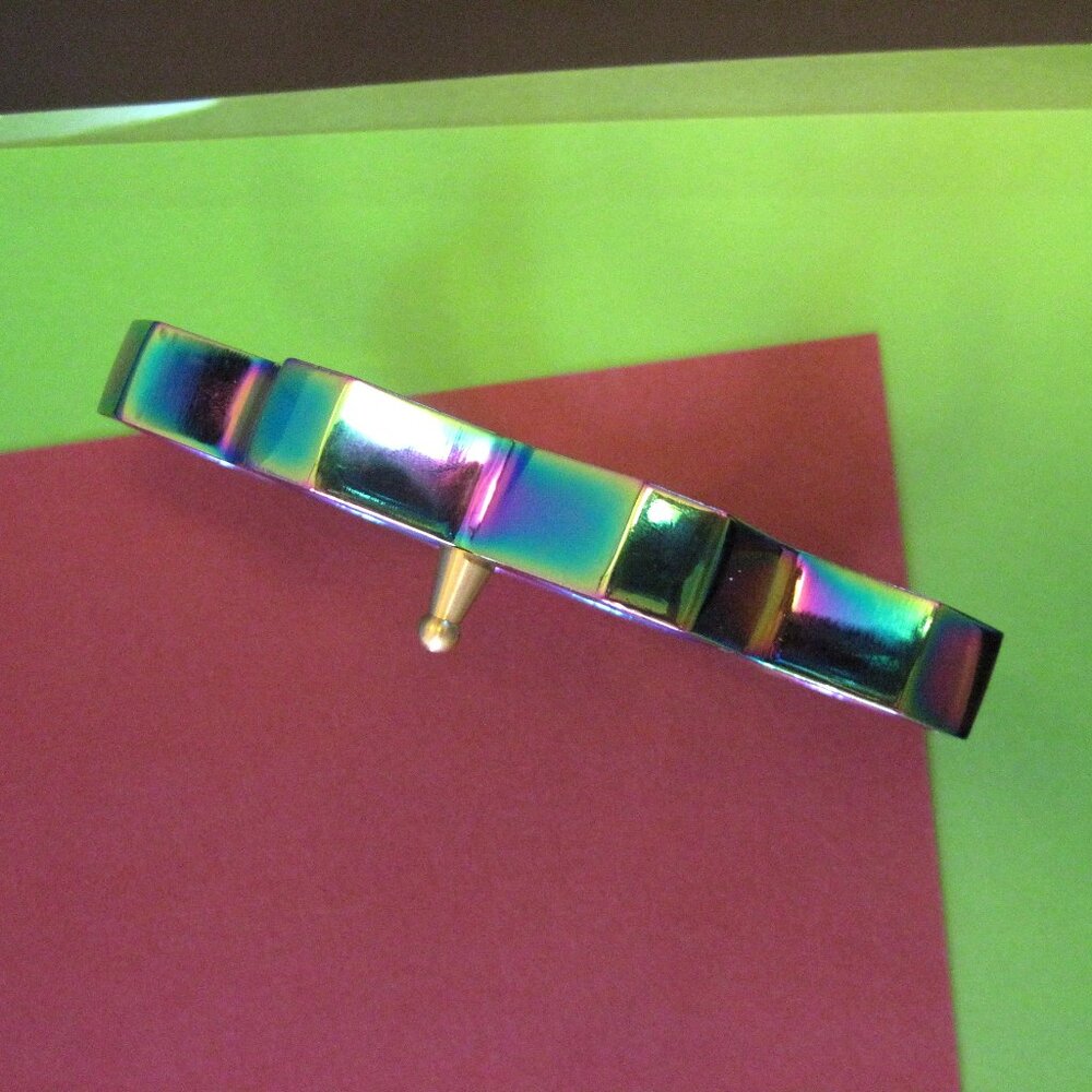 Brass Knuckle Paperweight - Picture 3 of 4